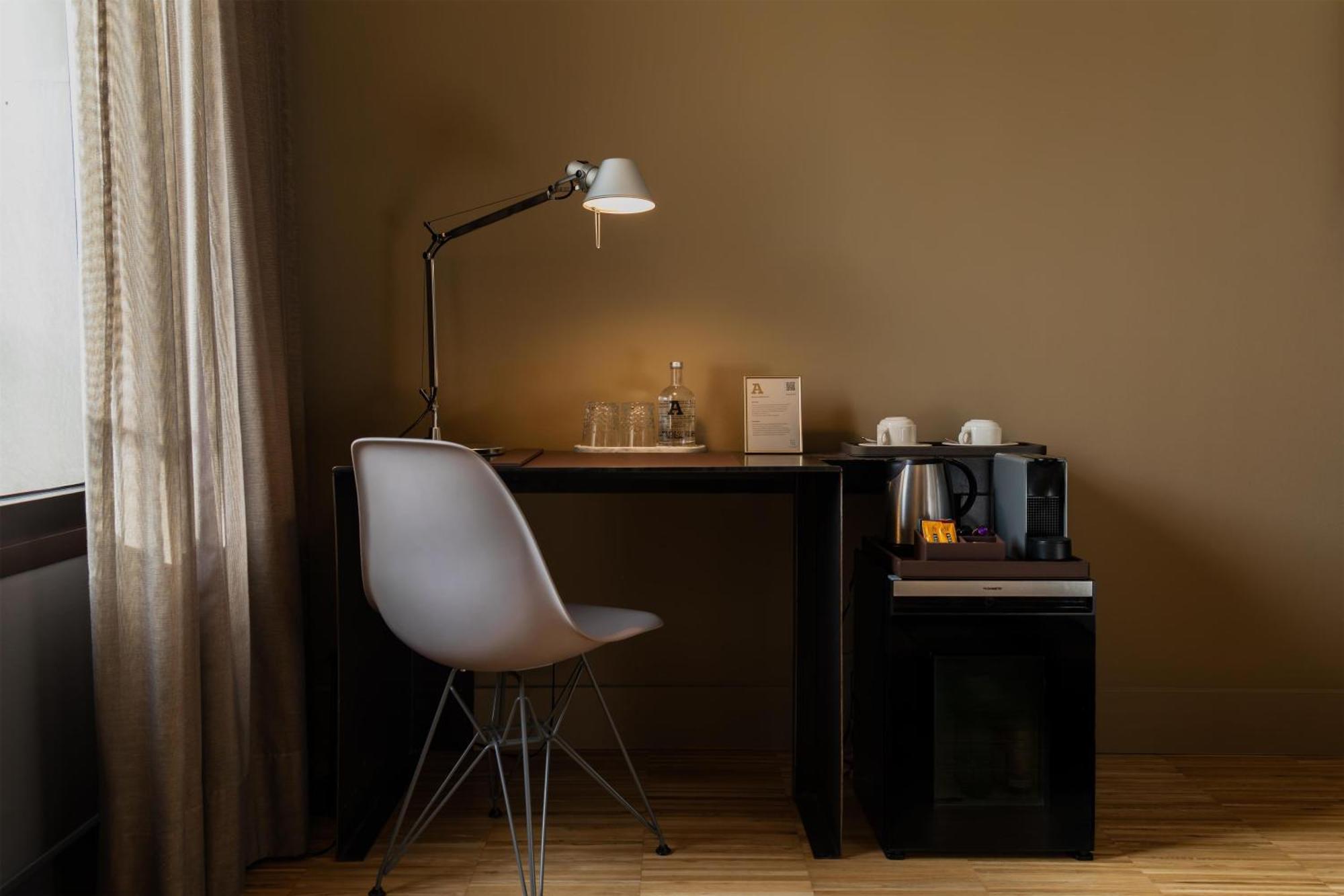 Alexandra Barcelona Hotel, Curio Collection By Hilton — Foto 3